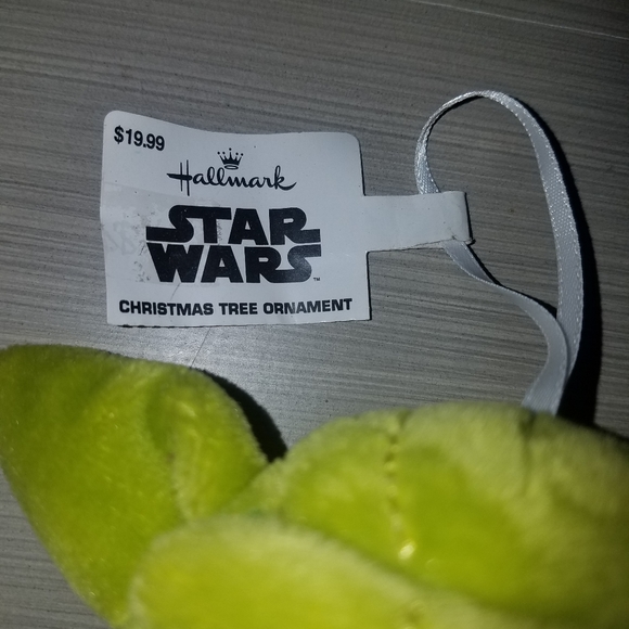 HALLMARK Star Wars 4" Plush Yoda Ornament - Picture 8 of 10